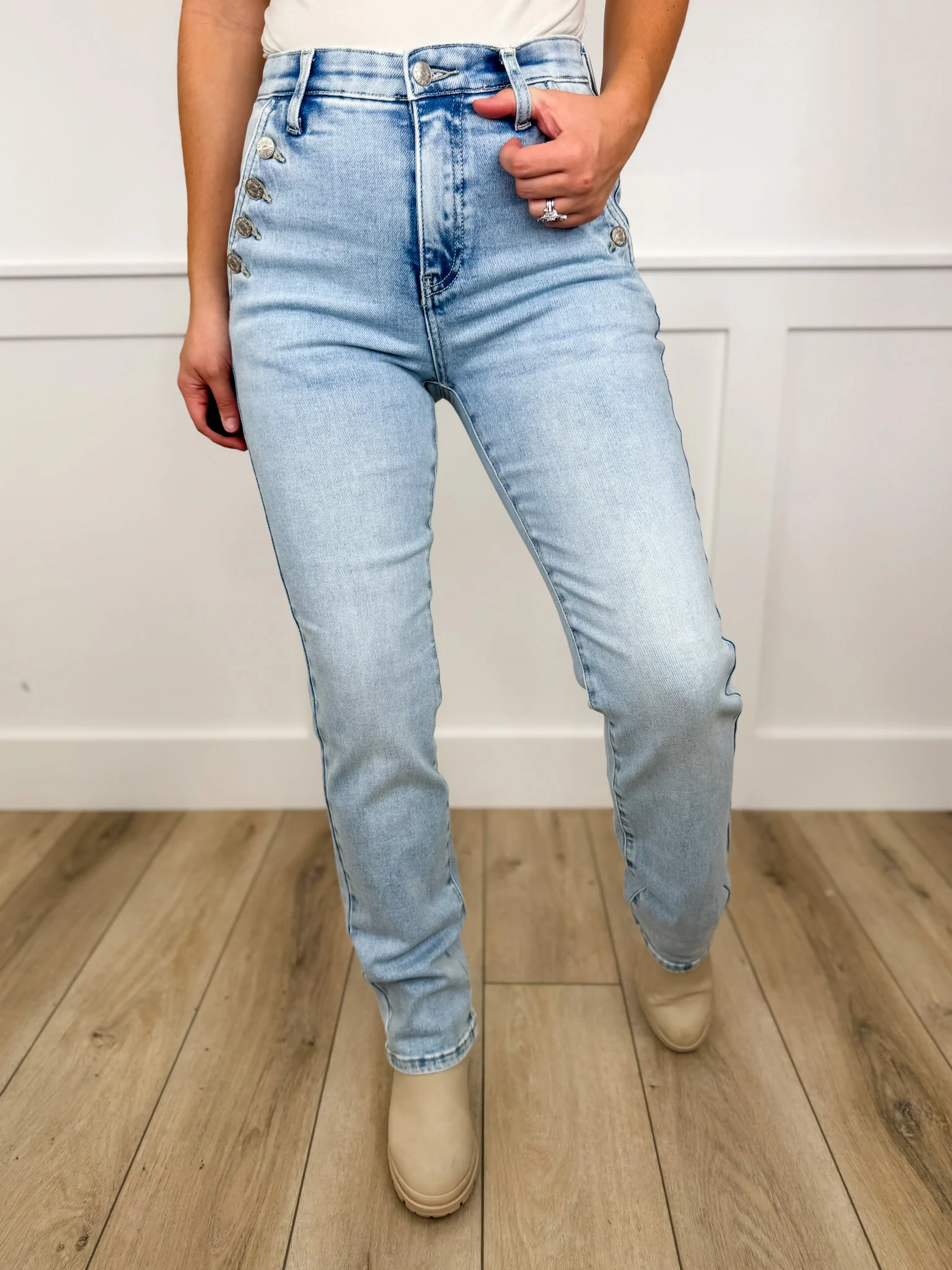 Saige Braylen Tummy Control Straight Leg Jeans - Light Wash (Side Buttons, Non-Distressed)