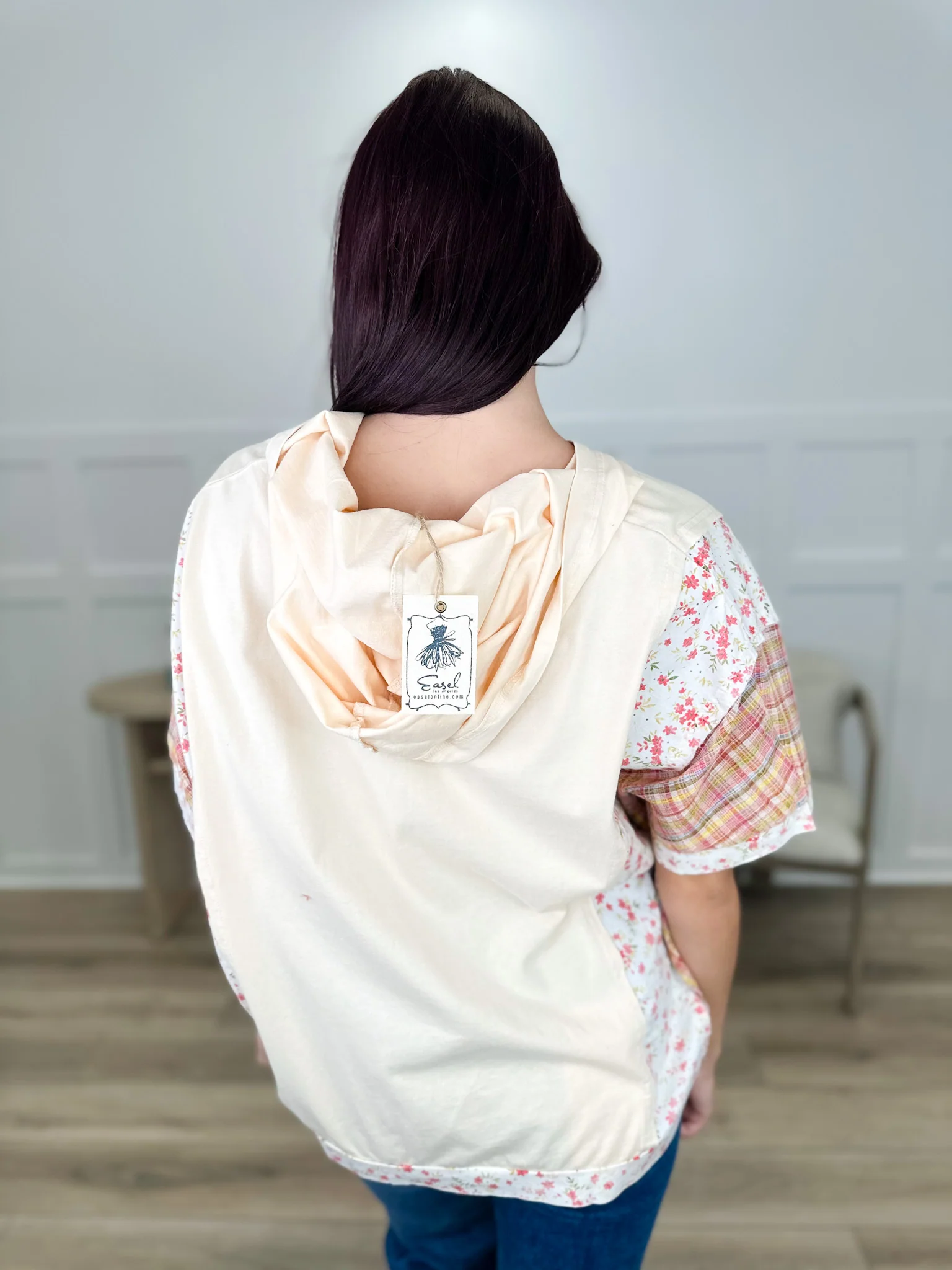 Easel Talking to You Cotton Short Sleeve Cream Hooded Top - Image 2