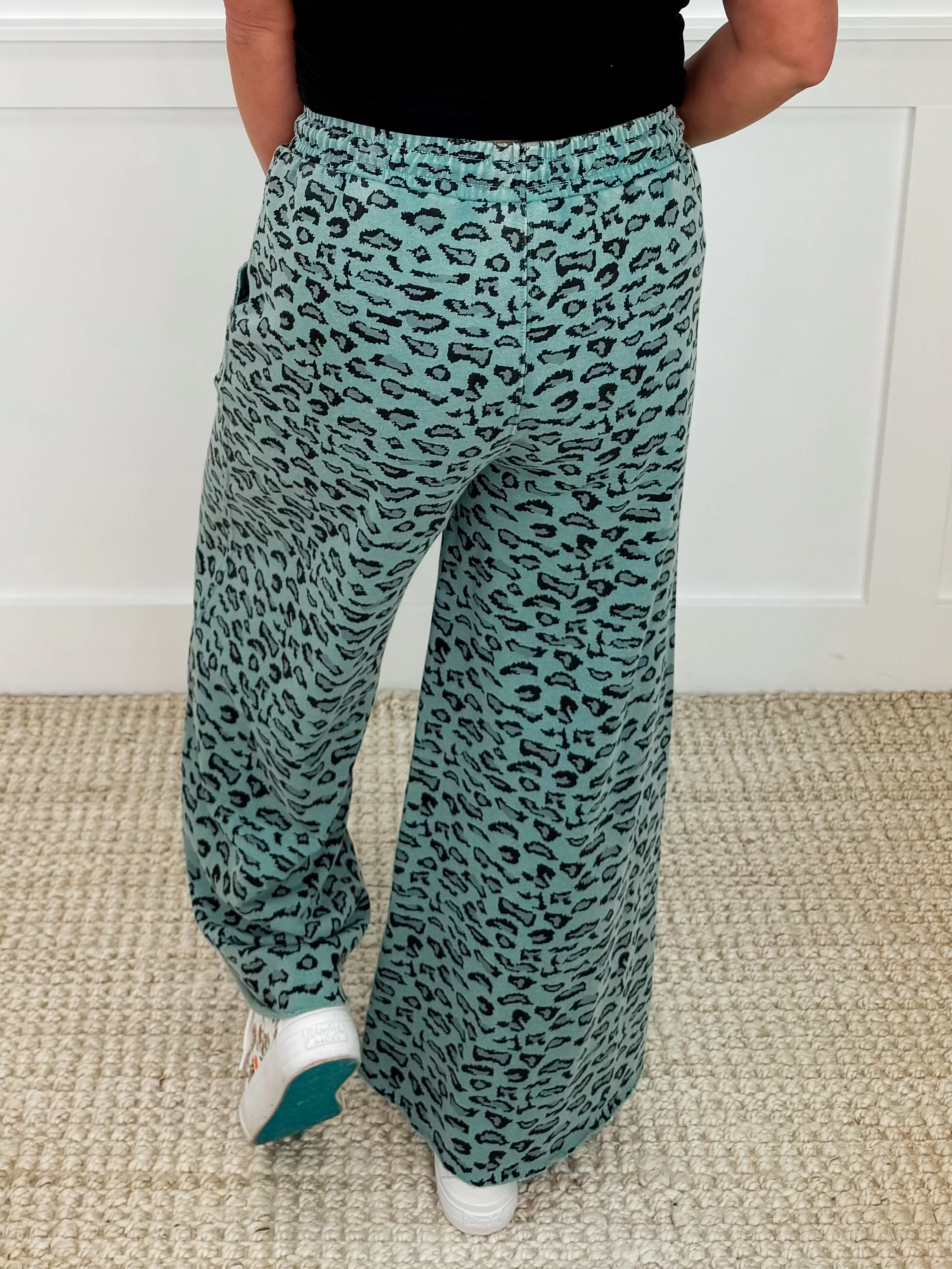 Easel Wild At Heart High-Rise Cotton Wide Leg Leopard Bottoms - 5 colors! - Image 4