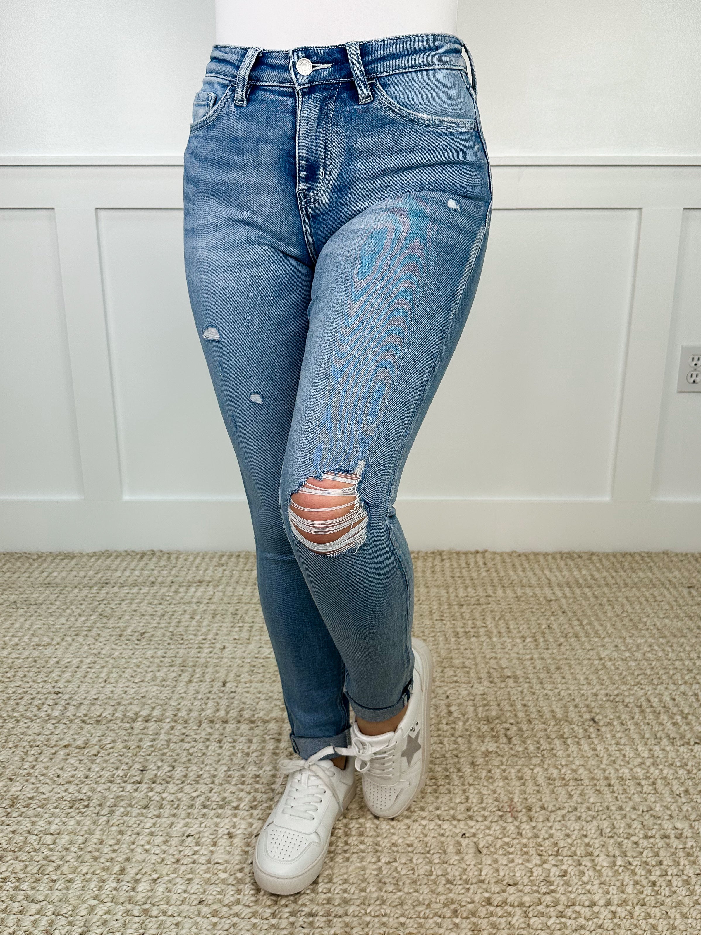 Flying Monkey Vervet Oaklee Distressed High-Rise Raw Hem Skinny Light Wash Blue Jeans