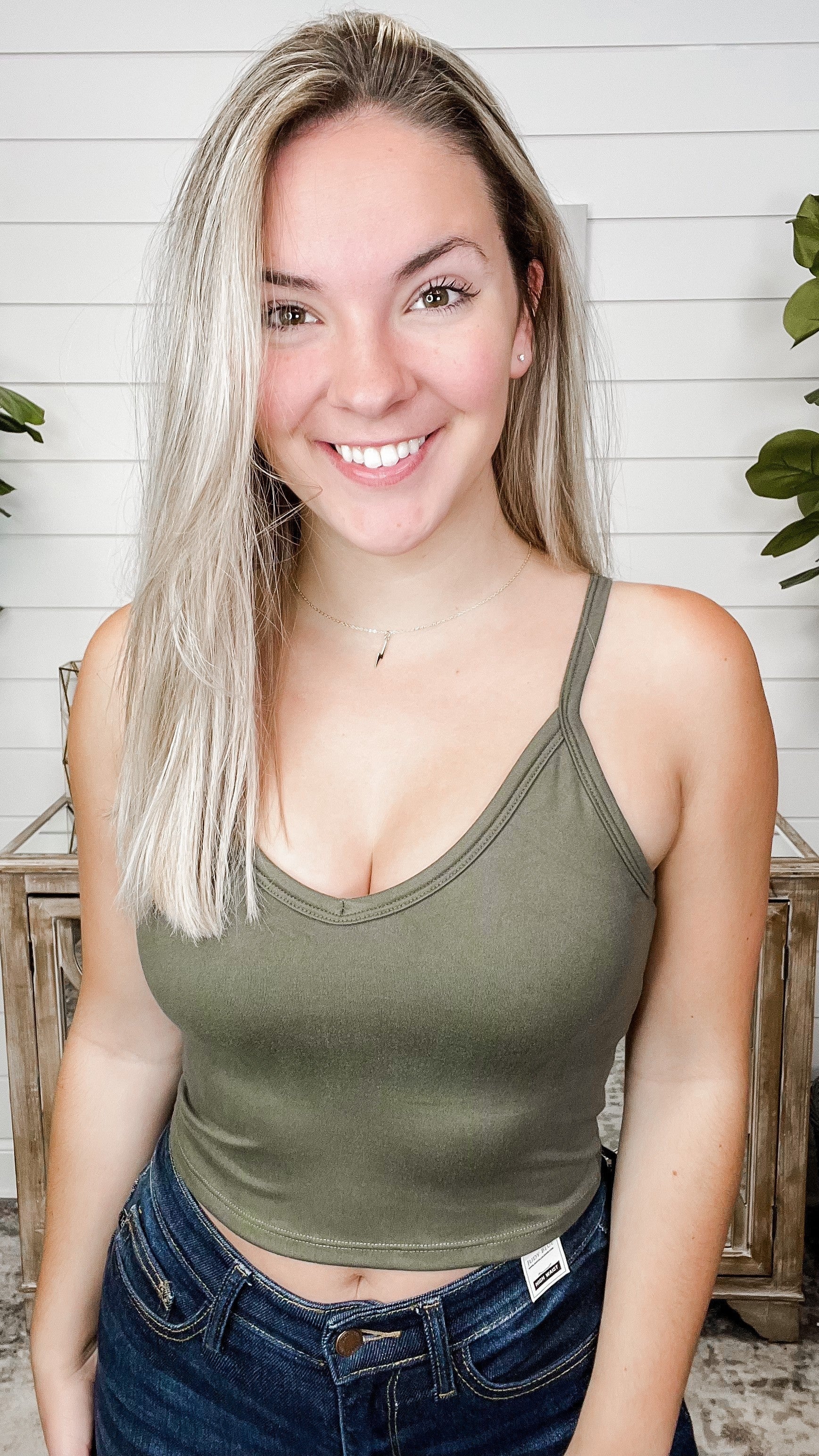 Basic Hey There Padded Cropped Tank Top - 5 colors! - Image 5
