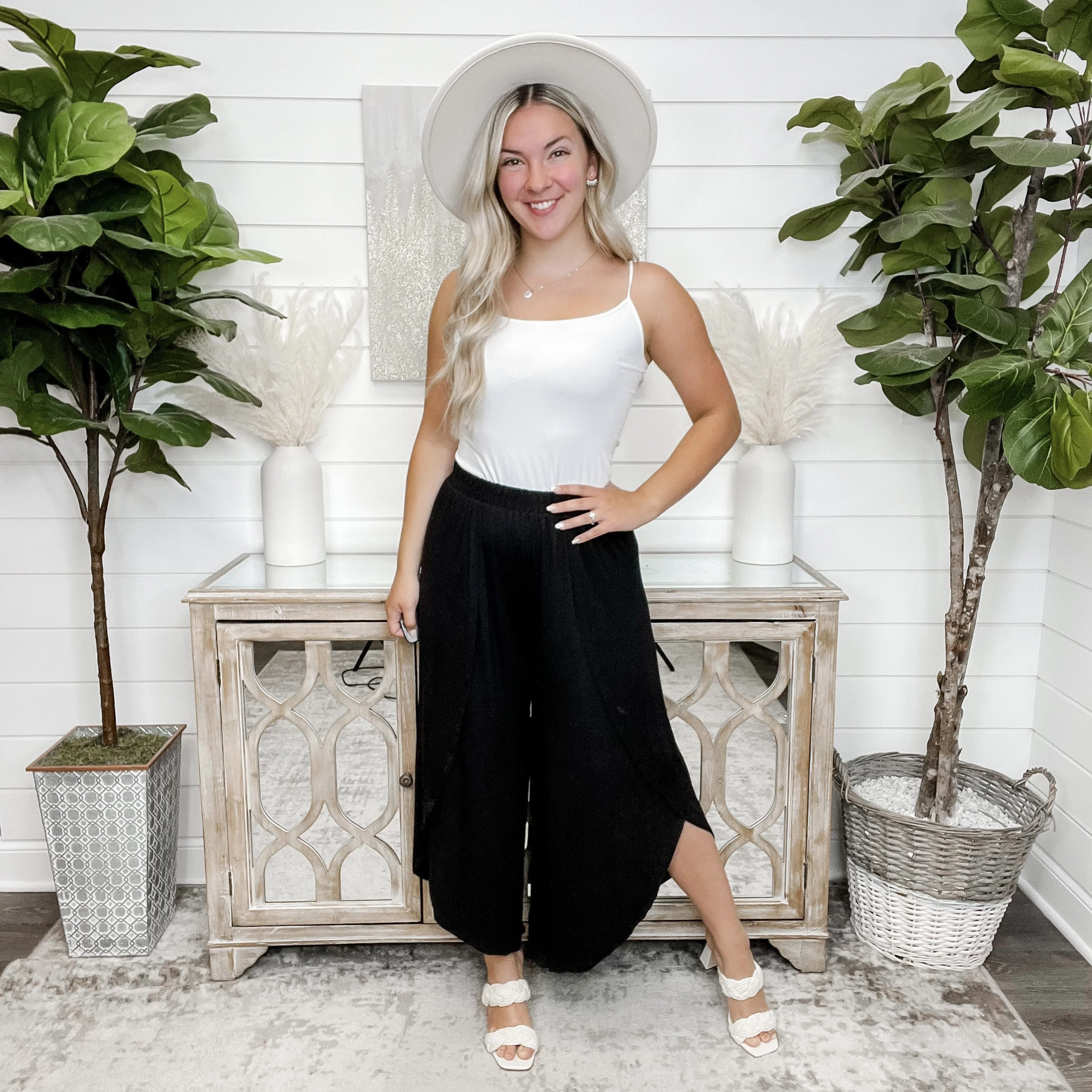 Hold it Down White Birch High-Rise Black Bottoms