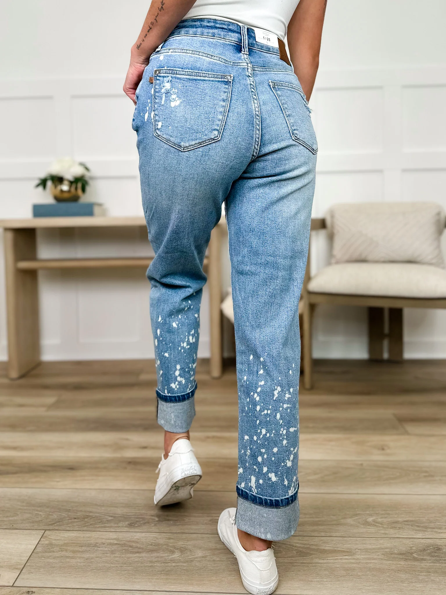Judy Blue Jovie Mid-Rise Boyfriend Jeans - Medium Wash (Bleached, Distressed) - Image 7