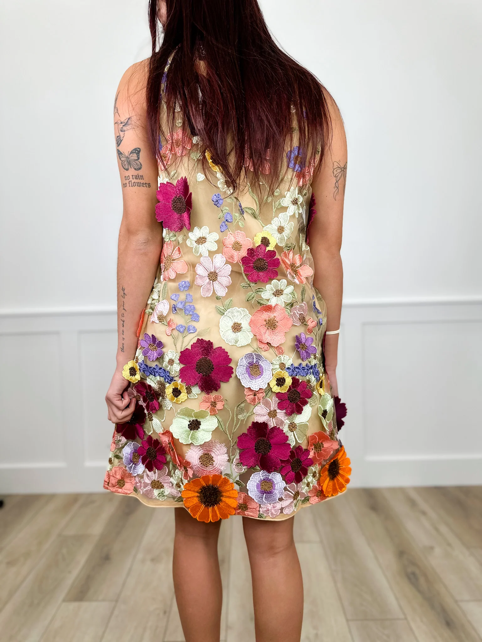 Look at You Now Lightweight Floral Avery Mae Dress - Image 2