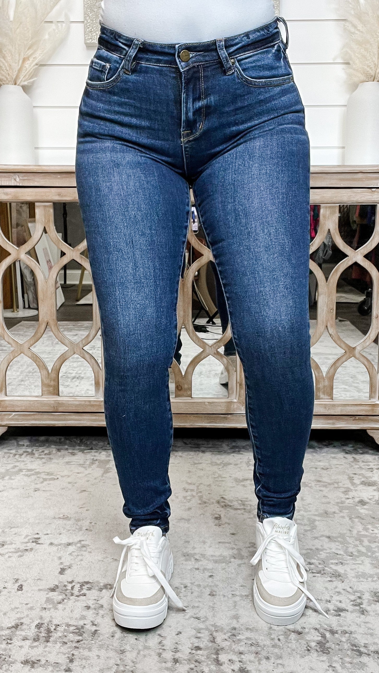 Mila High-Rise Mica Skinny Blue Jeans - Image 4
