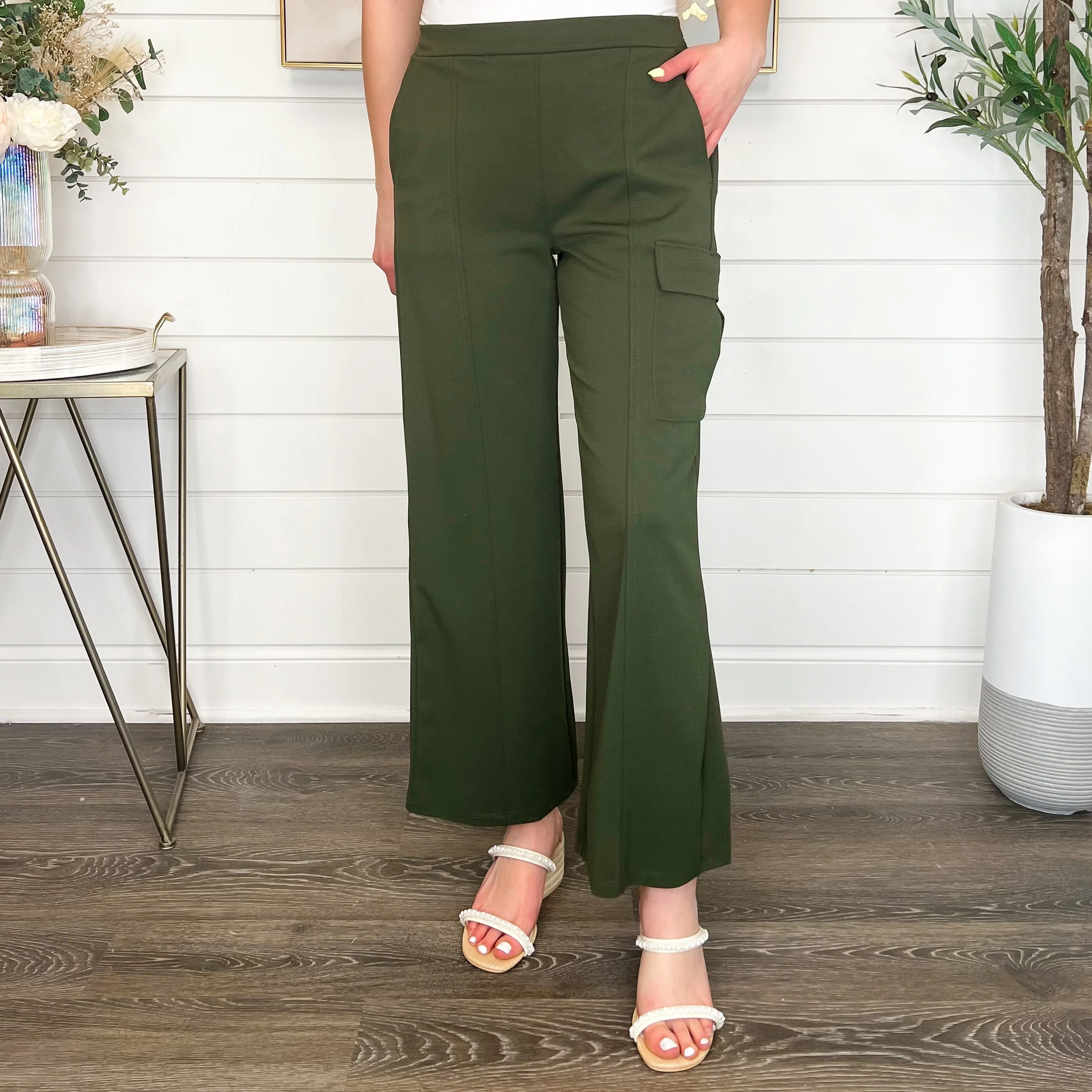 Move Along High-Rise Avery Mae Cargo Cropped Bottoms - 3 colors! - Image 3