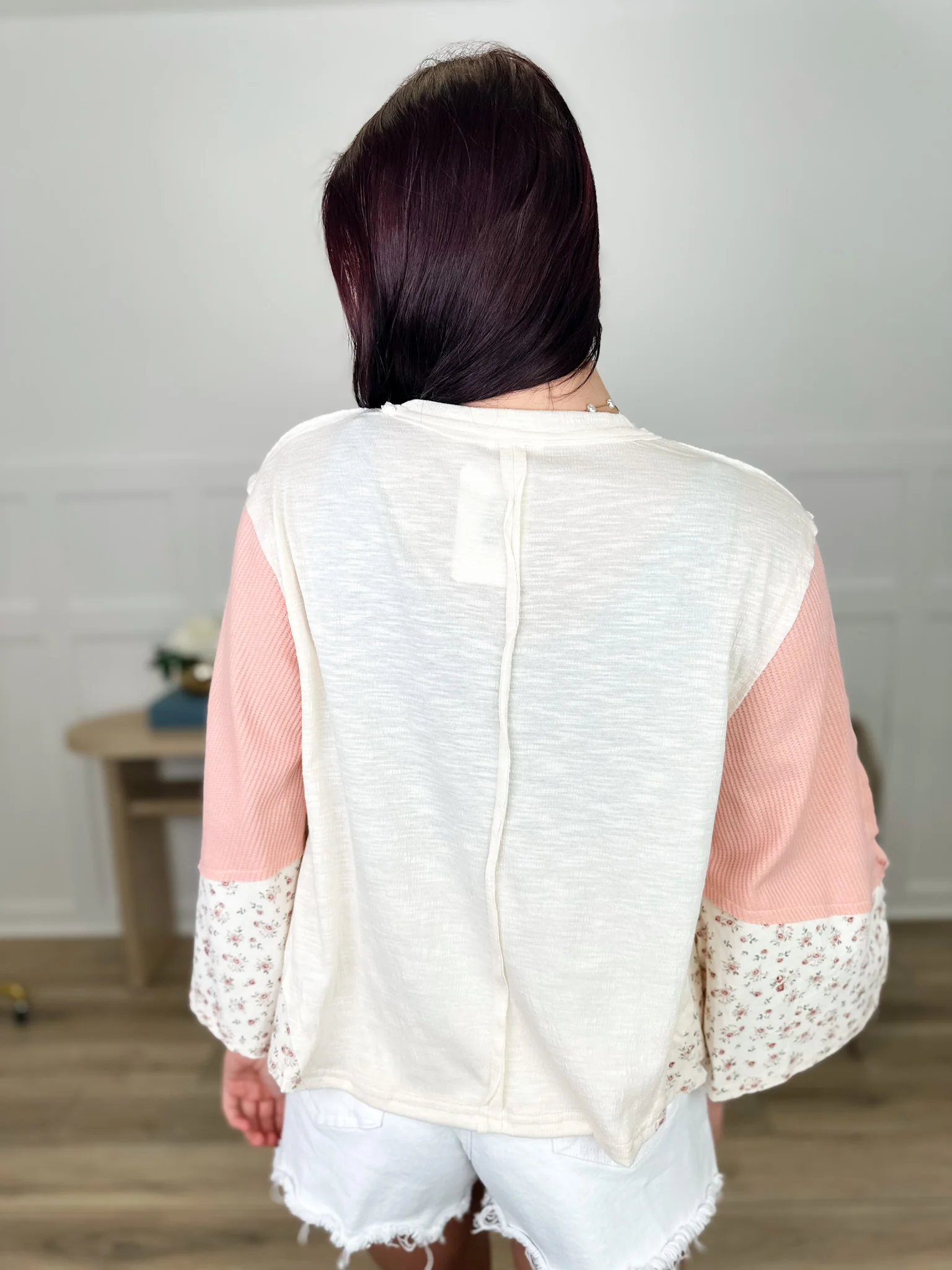 POL You Got Me 3/4 Sleeve Cream Mom Cropped Top - Image 2