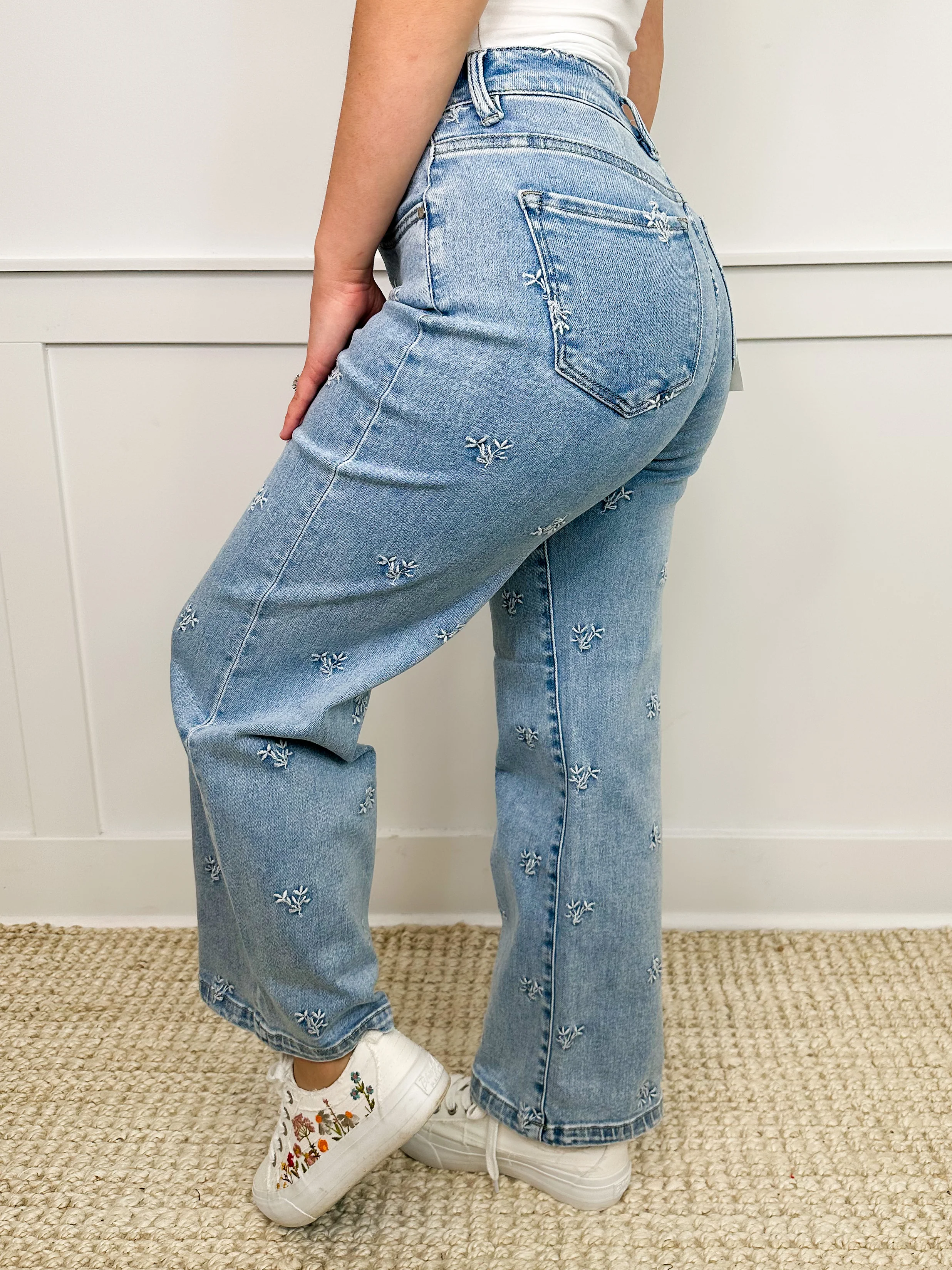 Risen Kayla Tummy Control Wide Leg Jeans - Light Wash (Non-Distressed) - Image 3