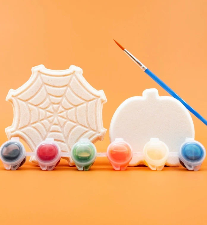 Spooky Paint Your Own Bath Bomb Set - Image 2