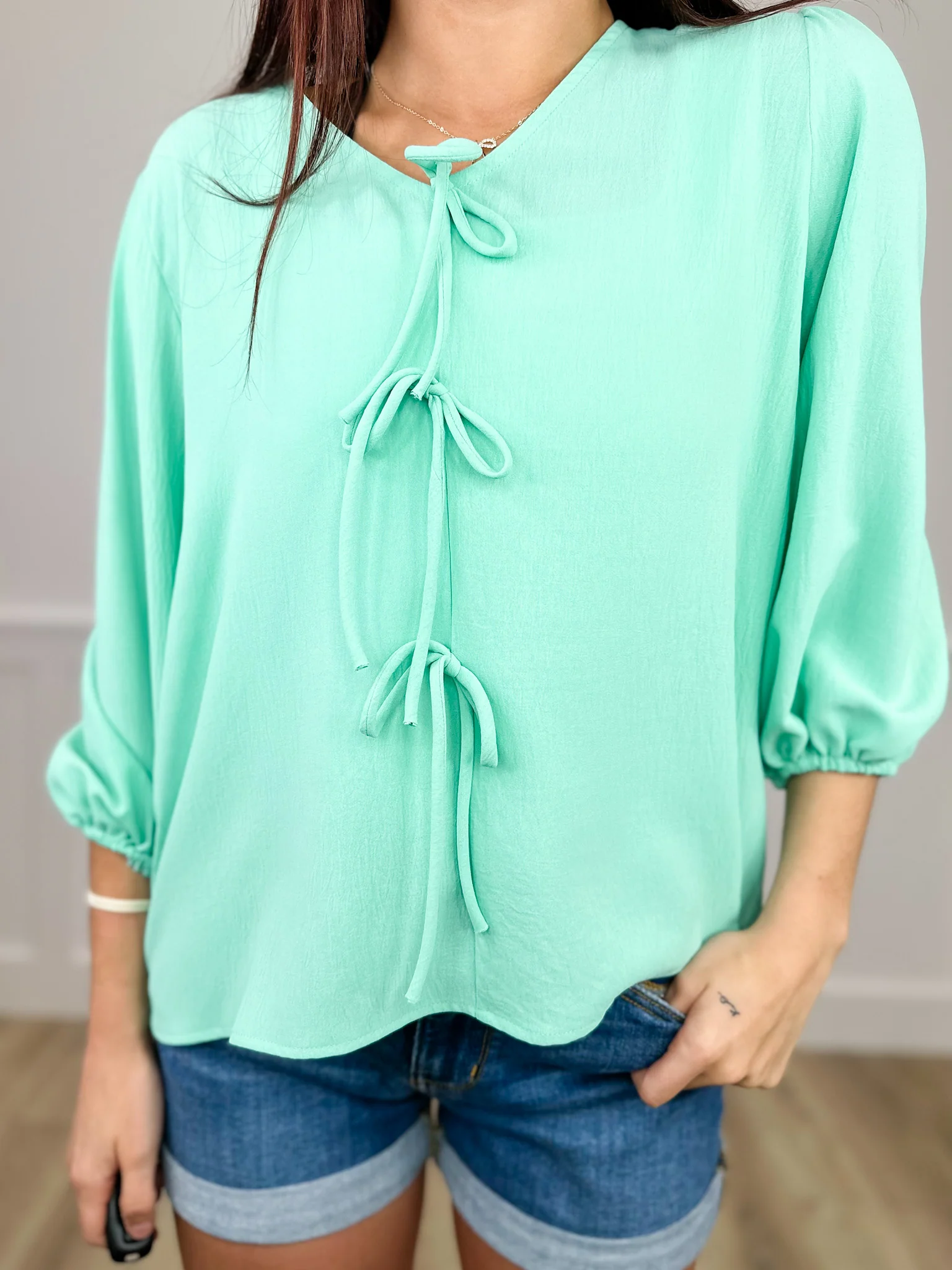 Staying Right Here Lightweight 3/4 Sleeve Avery Mae Top - 3 colors! - Image 5