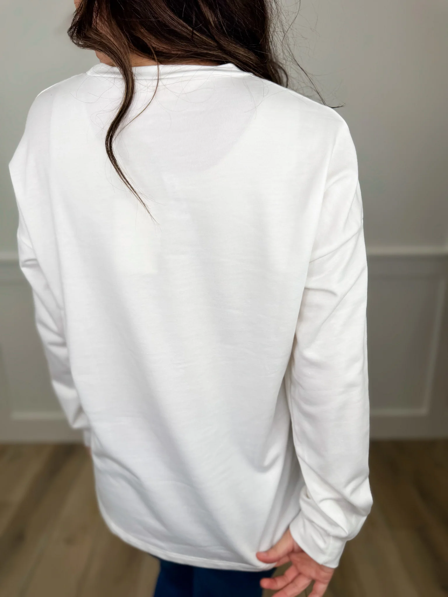 Teddy's Tidings Cotton Blend Long Sleeve White Avery Mae Graphic Top - Image 2
