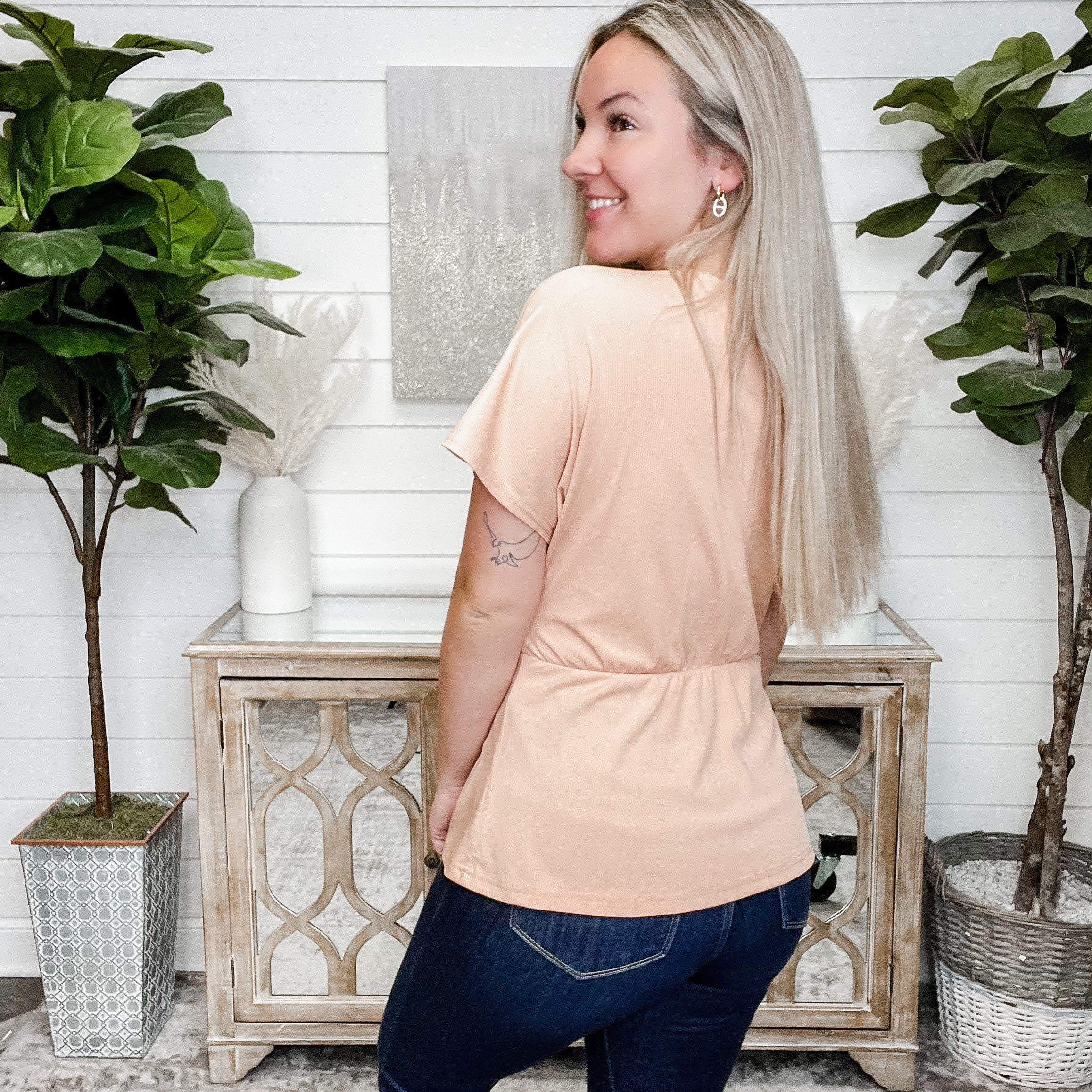 The Hearts Desire Top - 2 colors! - Image 3