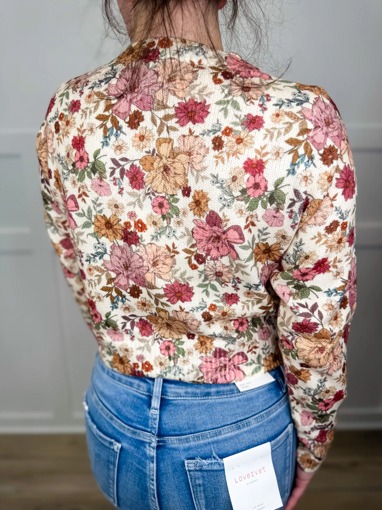 Vintage Bloom Lightweight Long Sleeve Sand Avery Mae Mom Cropped Button Up Cardigan - Image 2