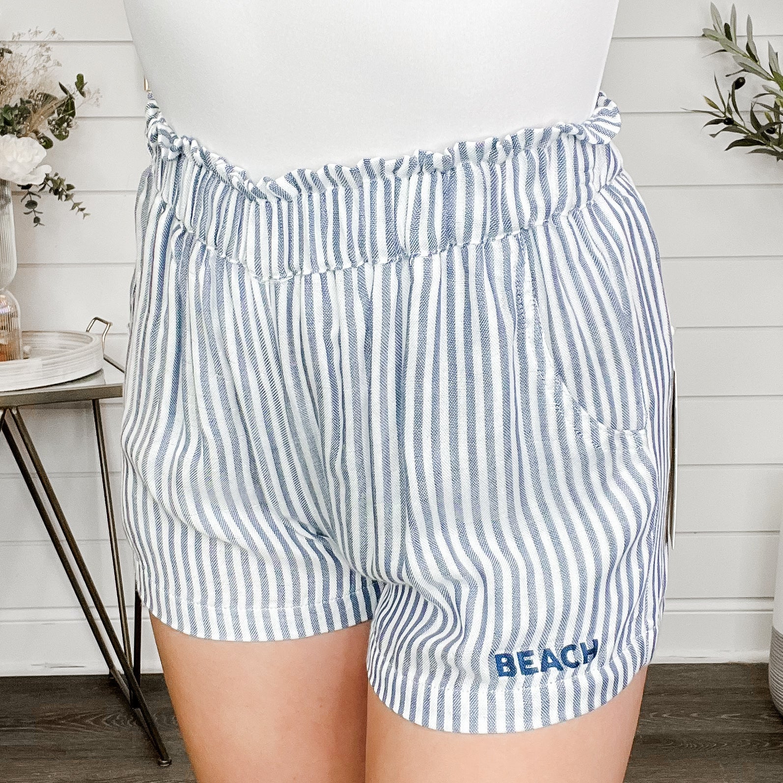 Vintage Havana Beaching it High-Rise Rayon Blue Shorts